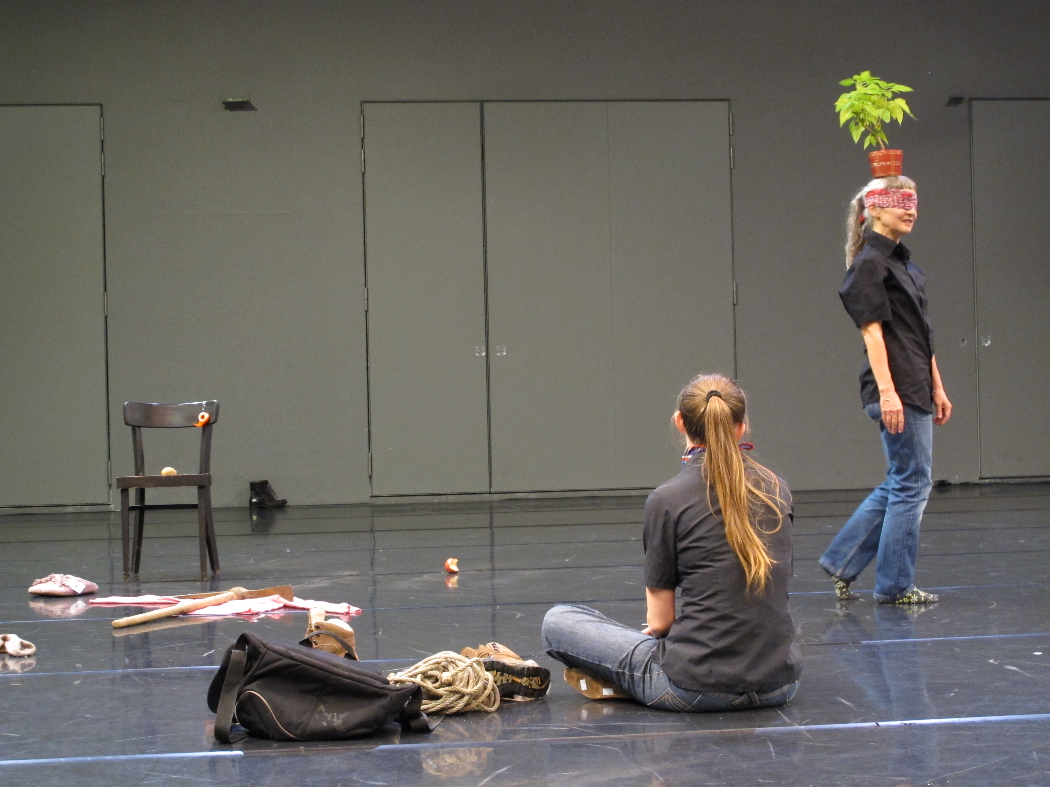 Nadine Schwarz & Dorothea Rust in "Wo treffen wir uns? Im Café Bauer!